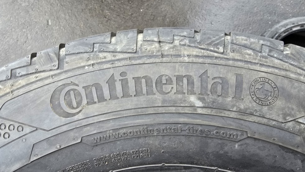 Letní pneu 225/75/16c Continental - 9