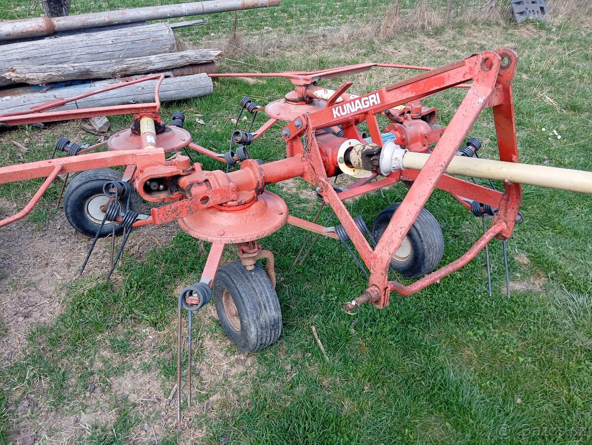 3x obraceč sena - 9