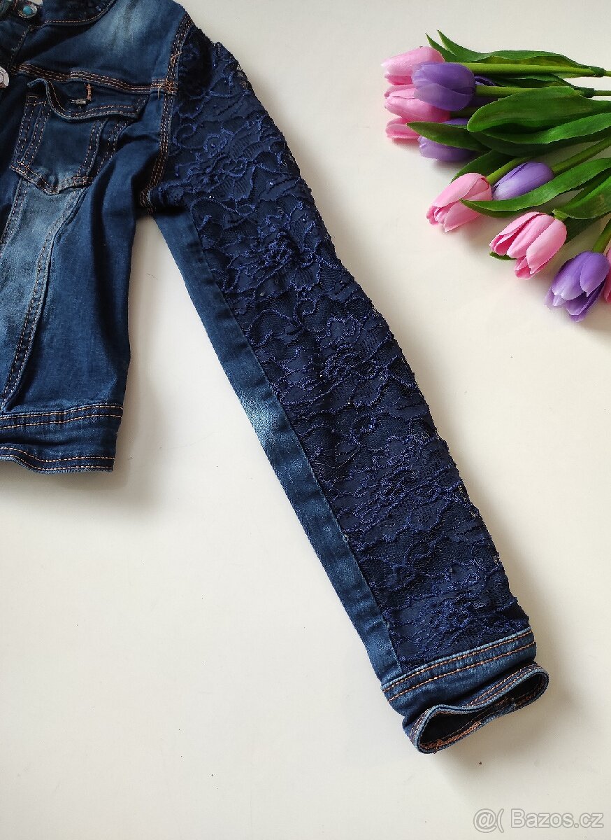 Krásná džínová vypasovaná bundička. Top stav - 9