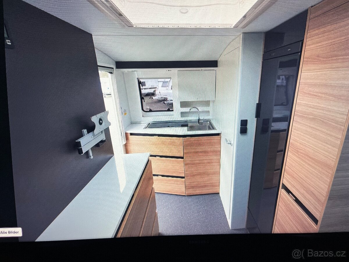 Adria Action sport (lehký 1085 kg s max. hmot. 1300kg) - 9