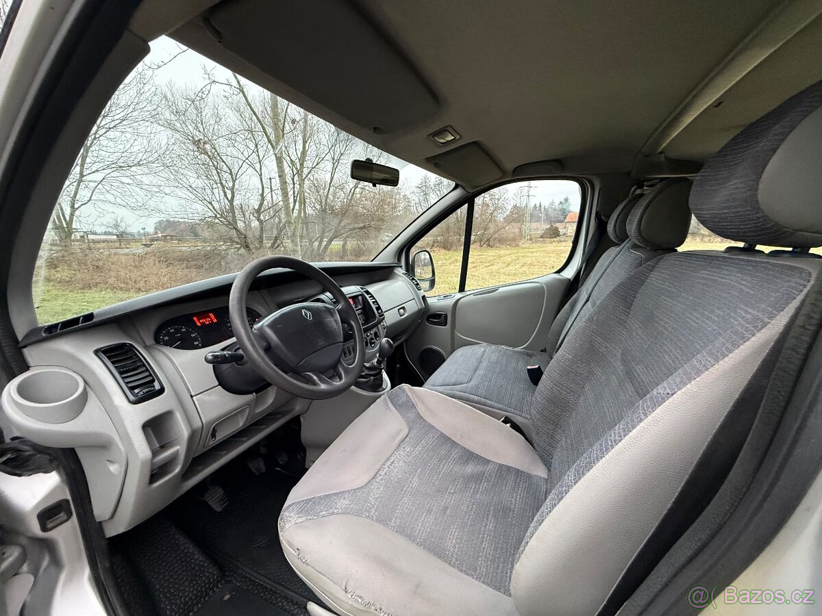 Renault Trafic 2.0 CDTi 84kw - 6 míst / tažné - 9