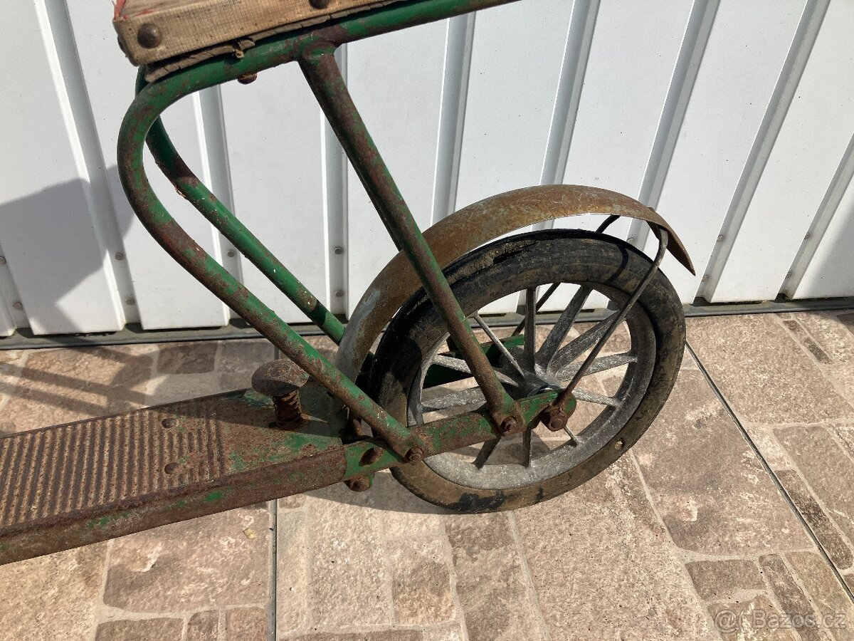 RETRO KOLOBĚŽKA - 9