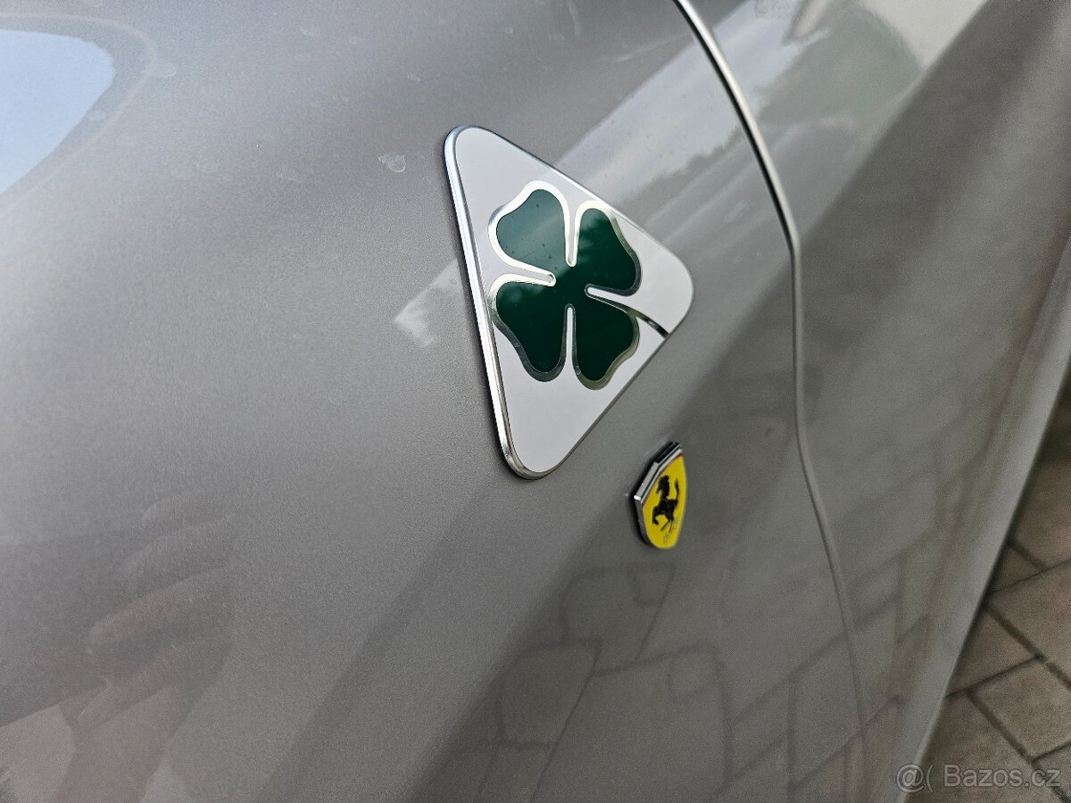 Alfa romeo stelvio quadrifoglio - 9