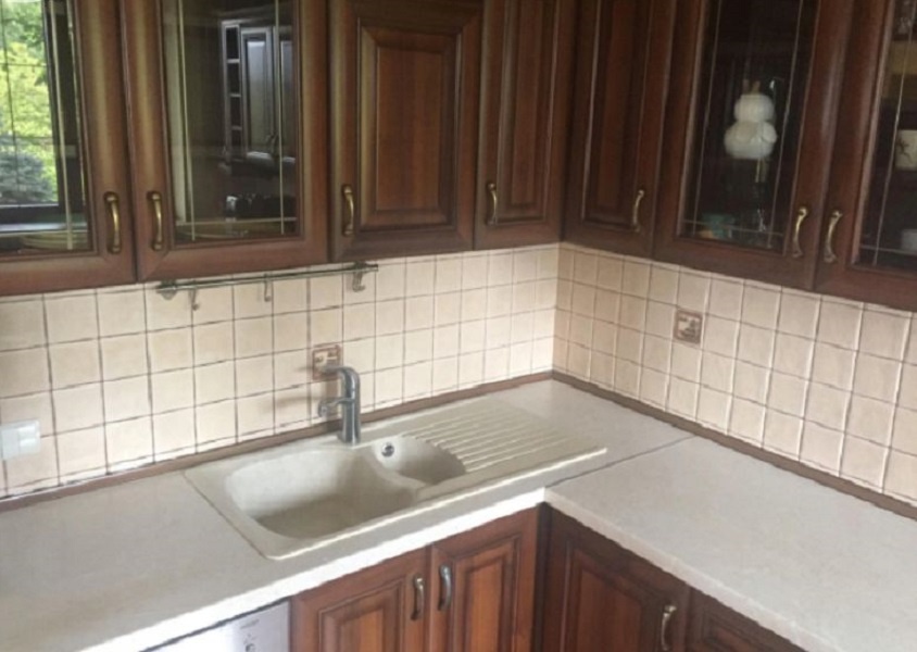 Rustikální použitá kuchyneprotebe se spotřebiči - 9