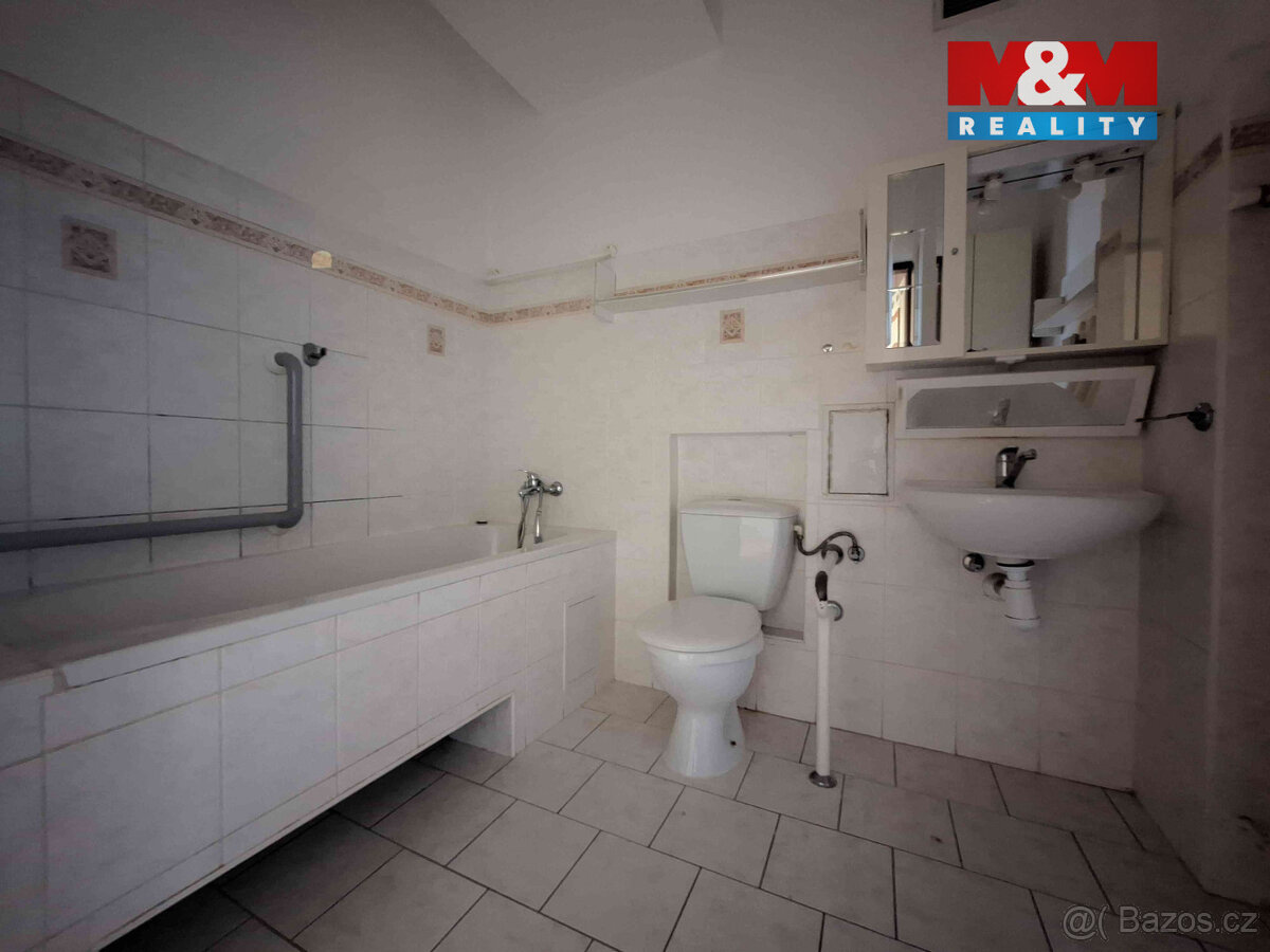 Pronájem bytu 1+kk, 42 m², Hrabyně - 9