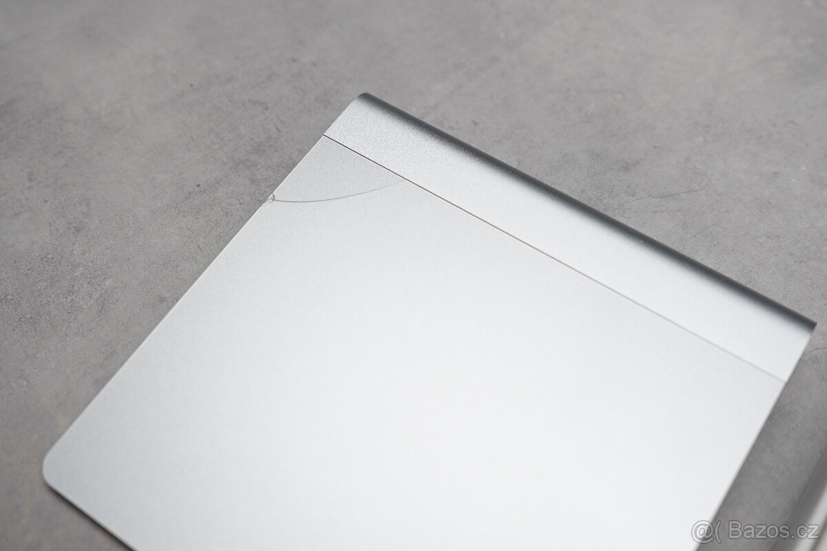 Mac Mini A1347, Magic Keyboard, Magic Mouse, Magic Trackpad - 9