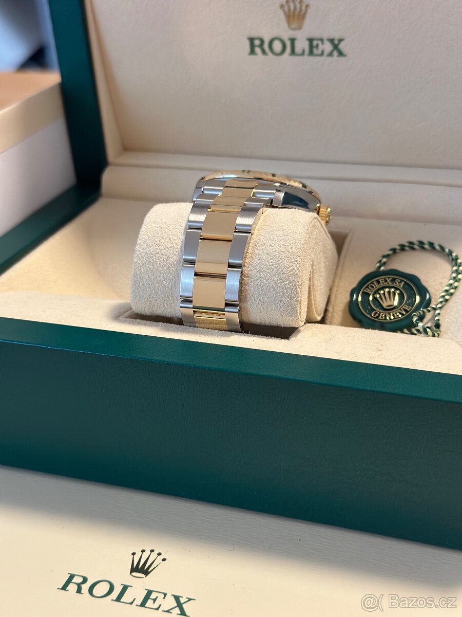 Rolex Sky-Dweller Black 42mm - 9