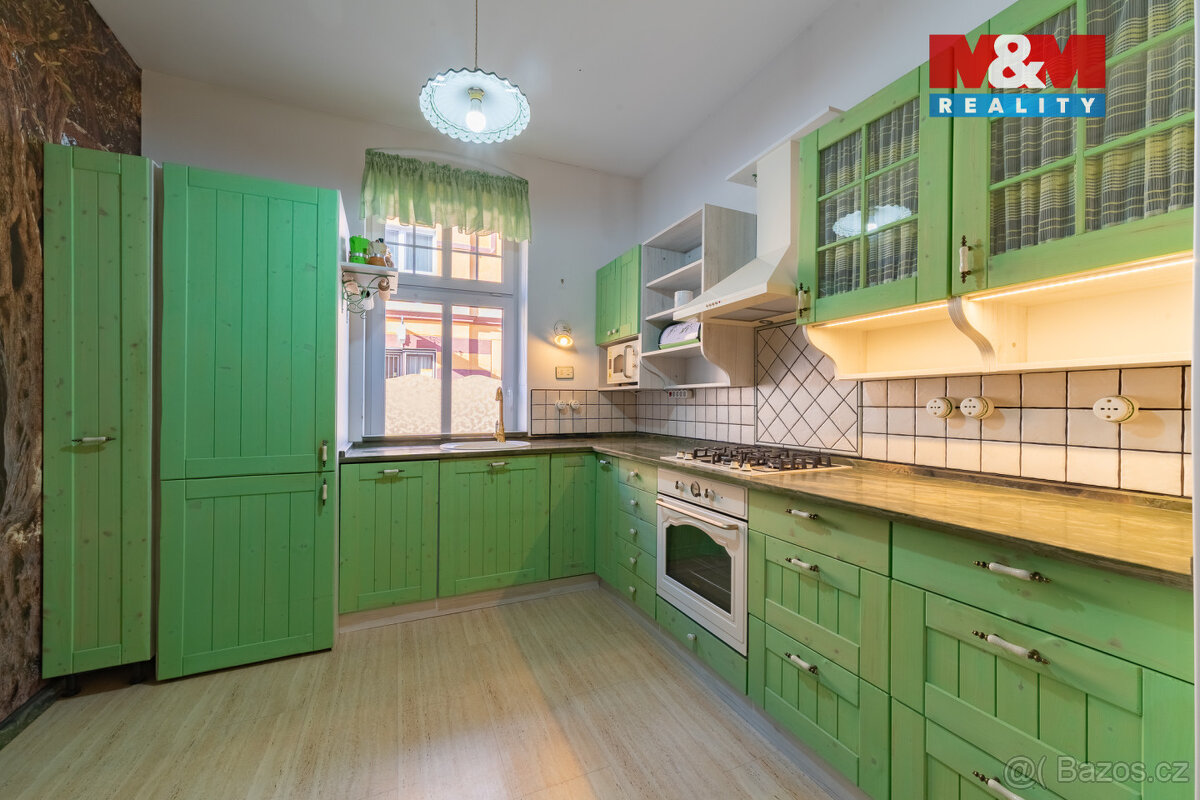 Prodej bytu 3+1, 76 m², Karlovy Vary, ul. Příčná - 9