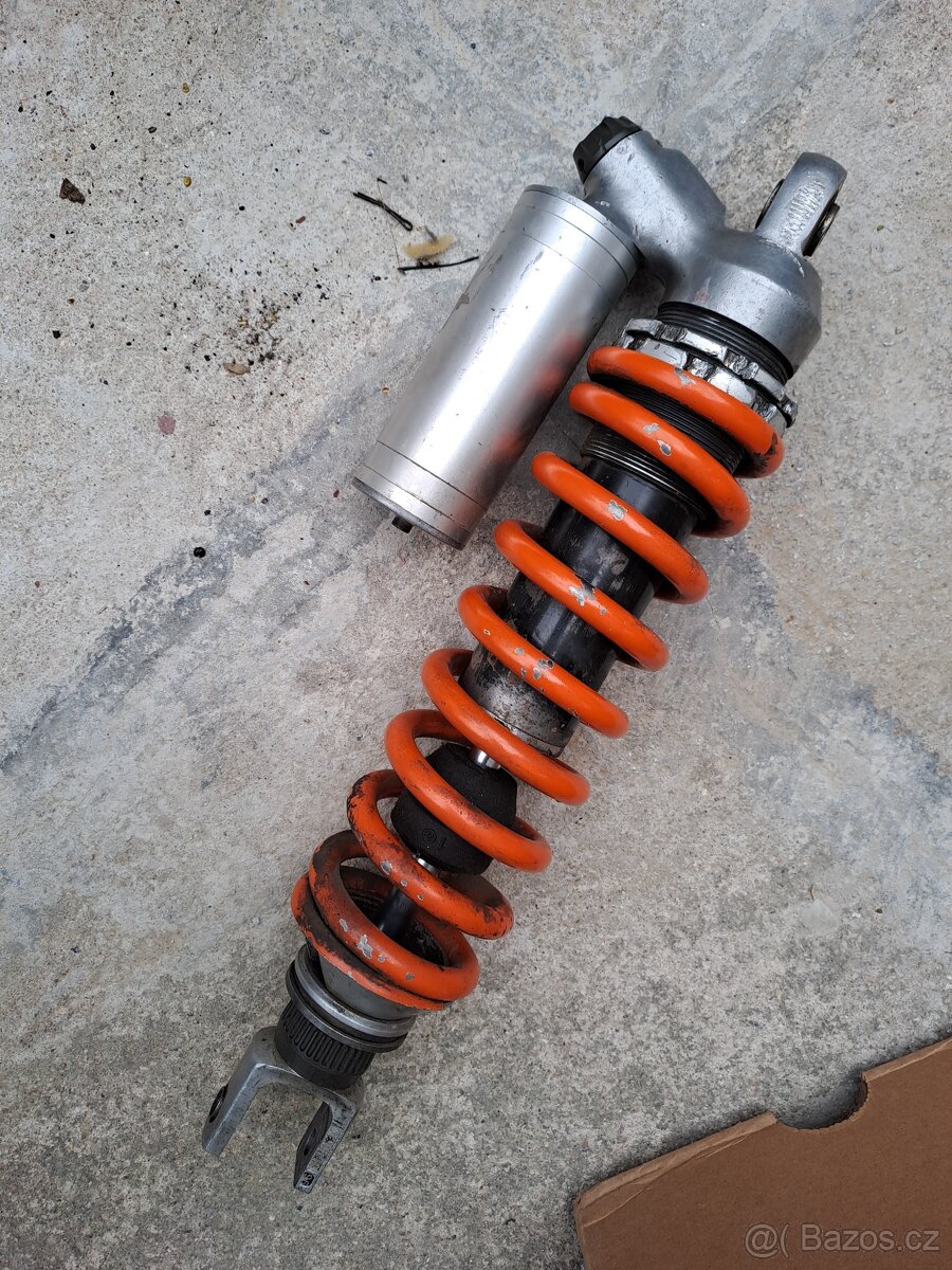 Ktm Lc4 díly - 9