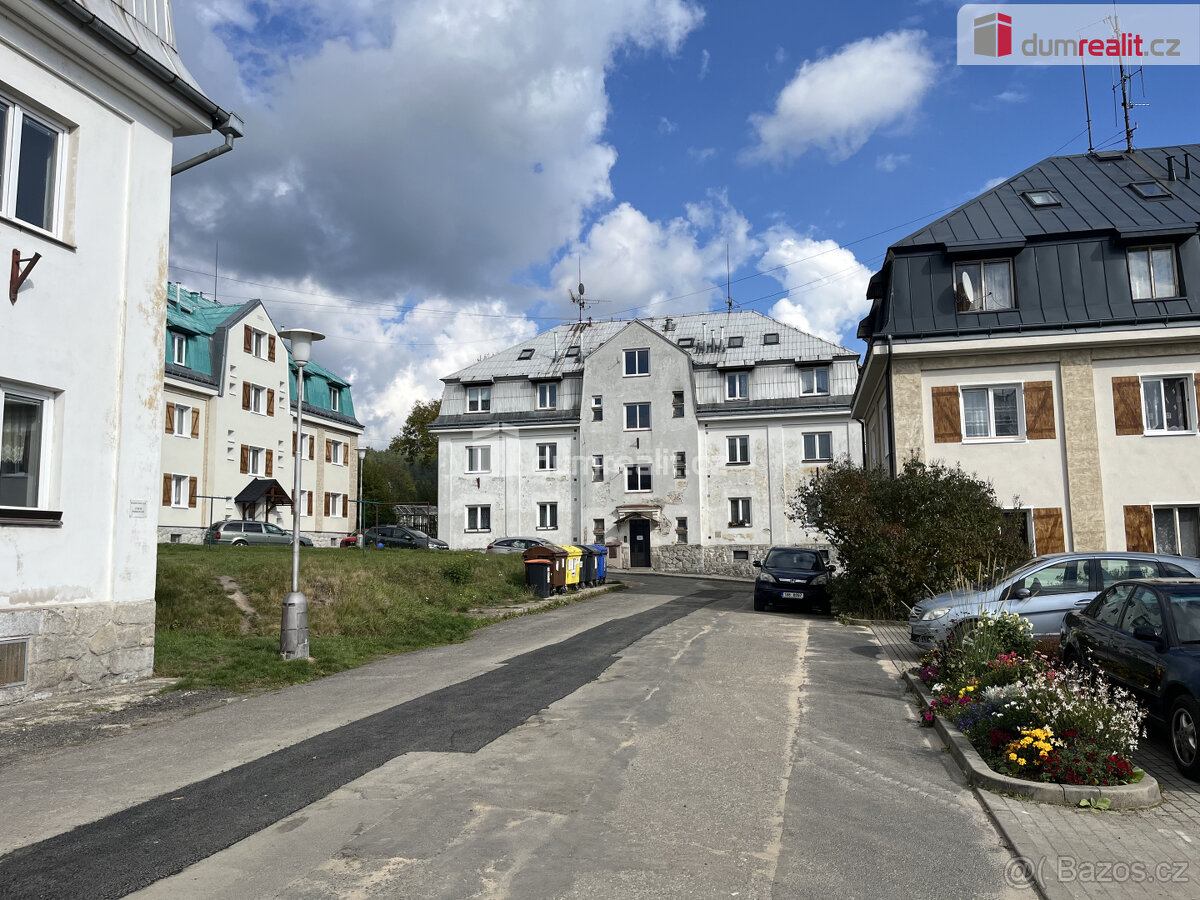 Pronájem bytu 2+1 52 m2, Sídliště 9. května, Nejdek - 9