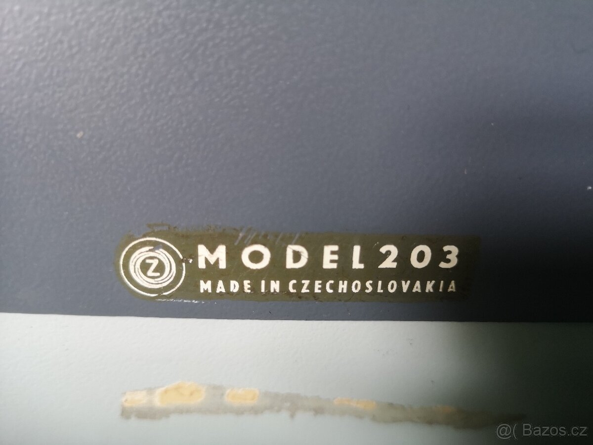 Staré psací stroje retro - 9