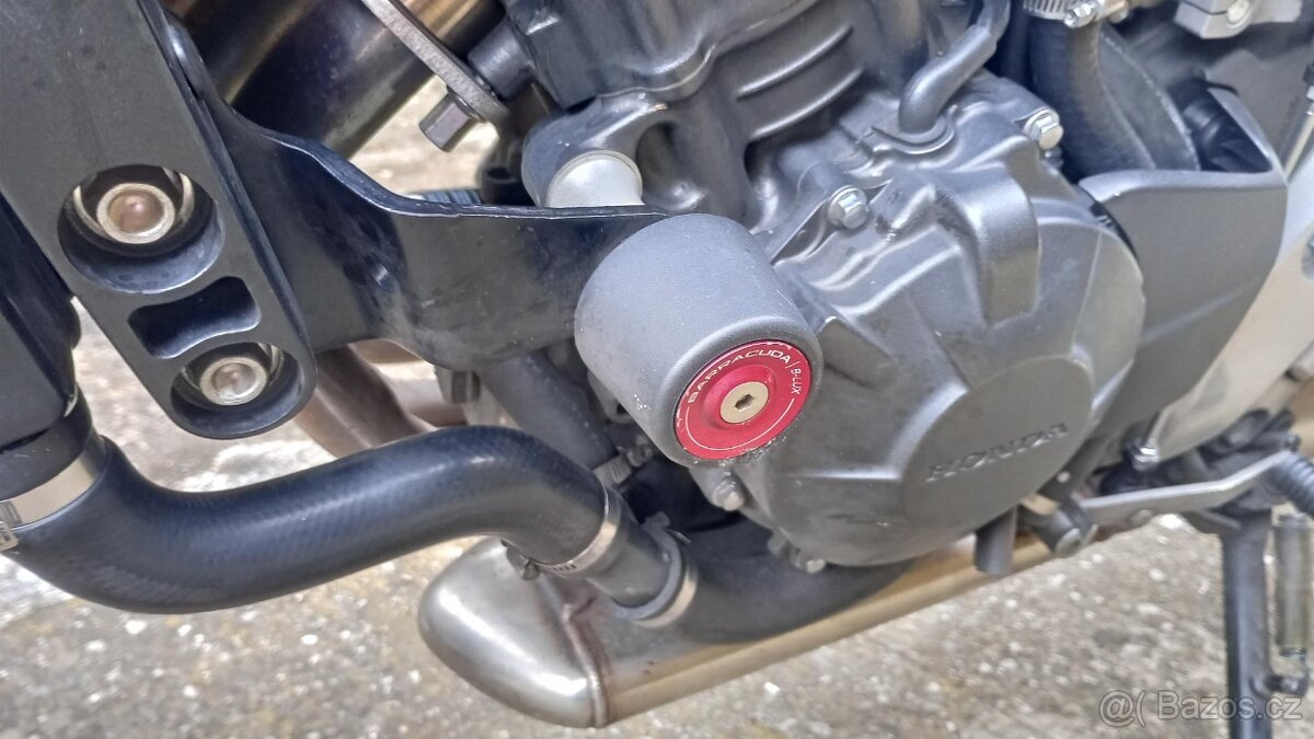 Honda Hornet 600F - 9