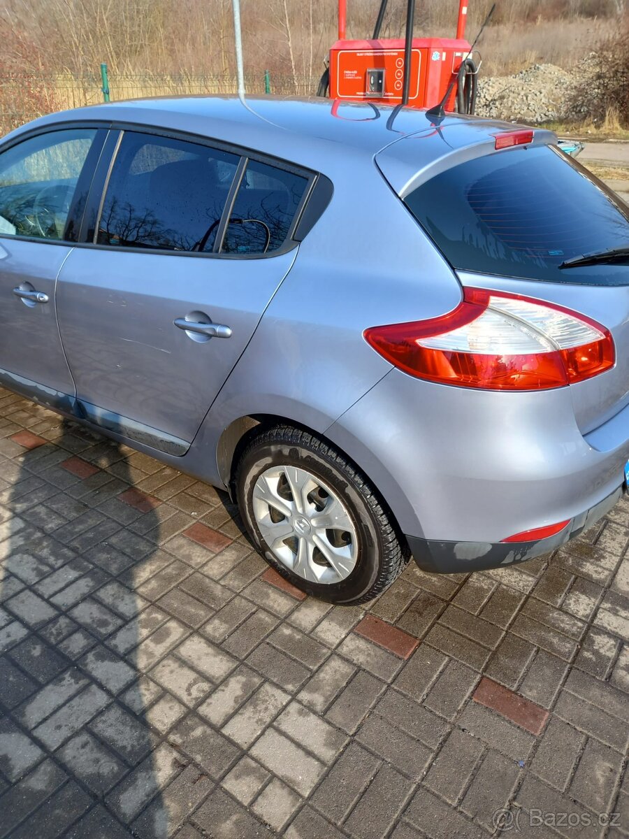 Renault Megane - 9
