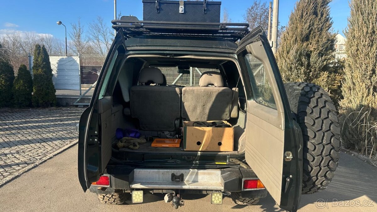 NISSAN PATROL GR61 - 9