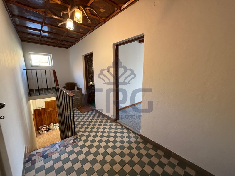 NABÍDKA PRONÁJMU RODINNÉHO DOMU 4+1 O CP 201 M2 , ČEBÍN - 9