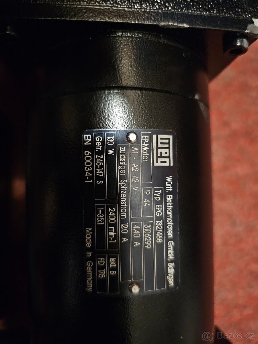 Motorek na gril na 220V s Trafem s Regulací 1-60 Otáček - 9