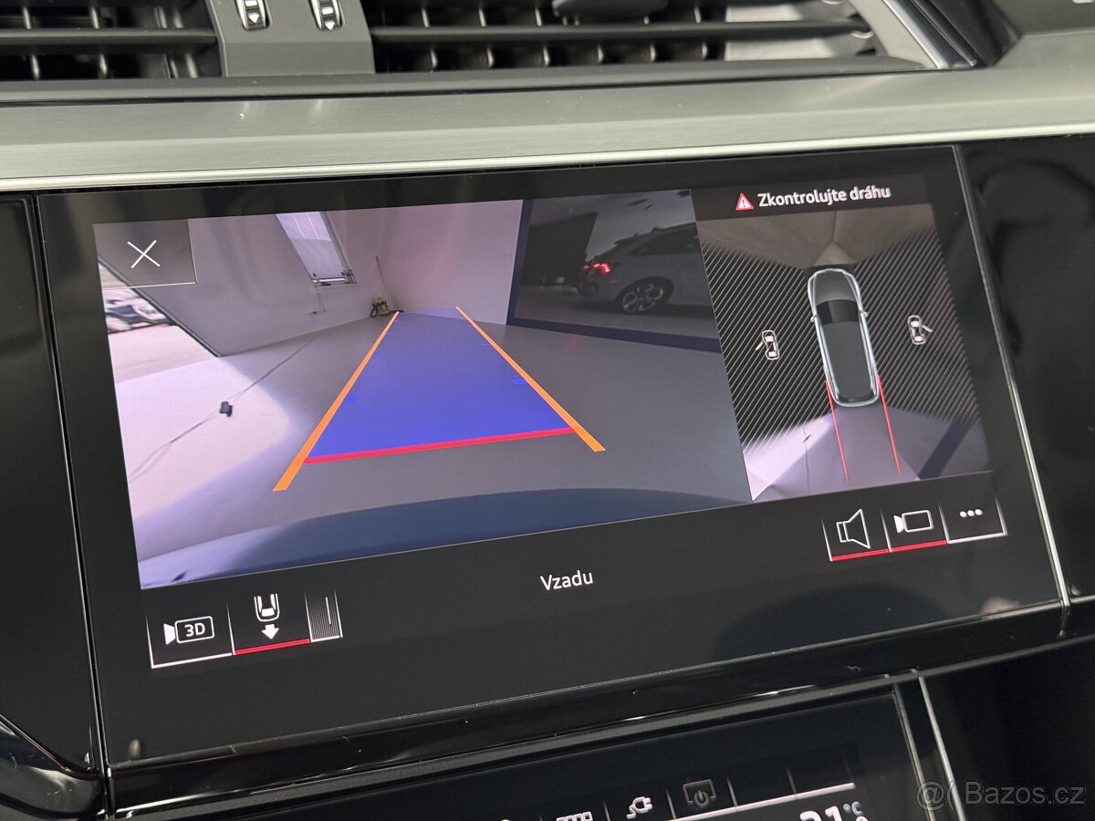 Audi e-tron 55 300KW S-Line Panorama Matrix - 9