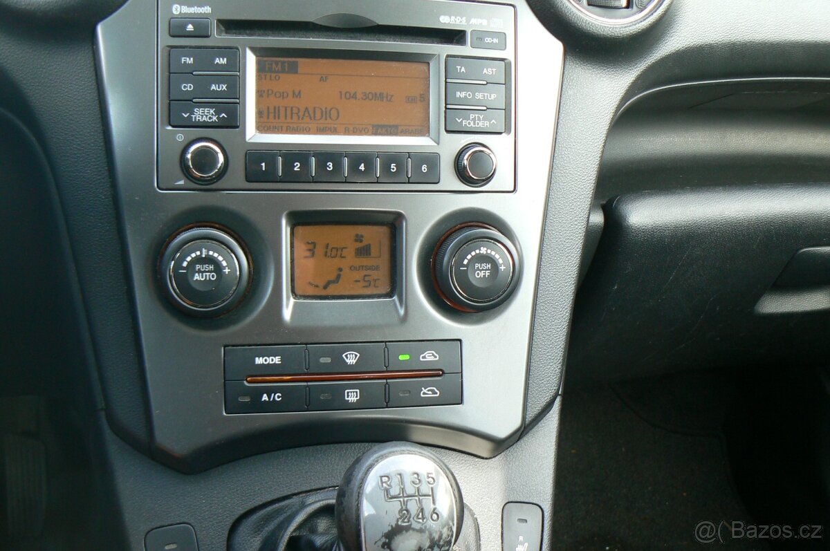 Kia Carens 1.6CRDi 16V -2012 -4x2 - 9