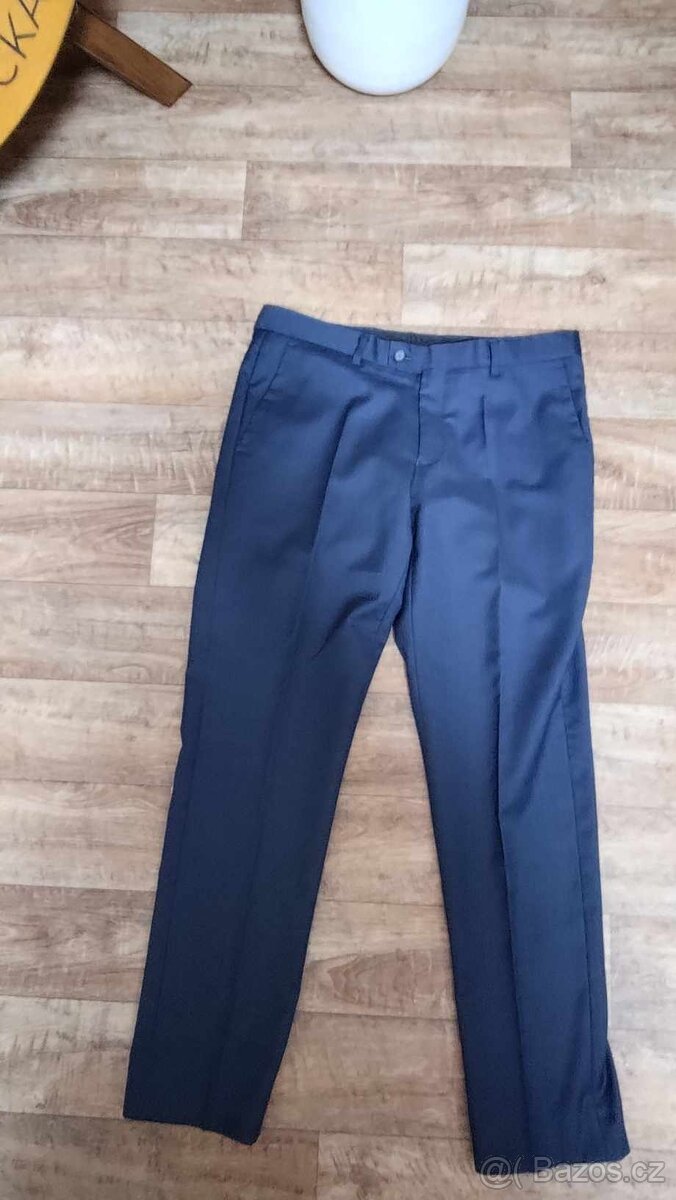 Tmavě modrý oblek Bandi - 9