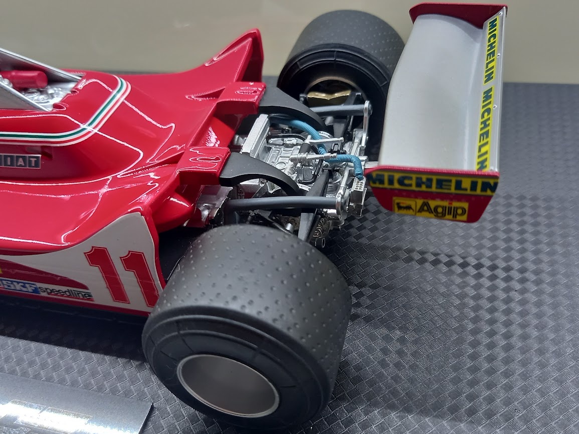 F1 FERRARI 312 T4 1979 JODY SCHECKTER GP REPLICAS 1:18 - 9
