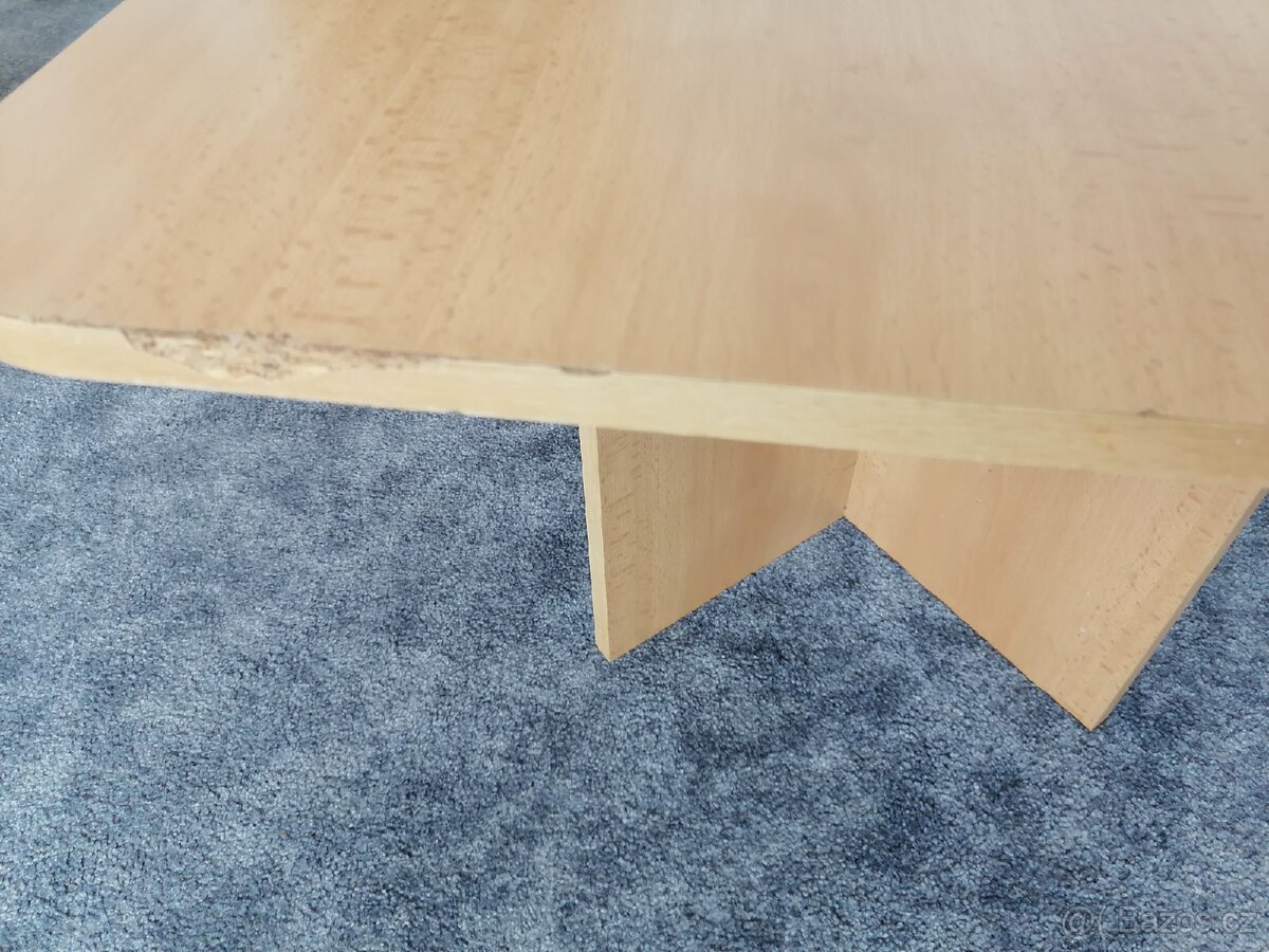 Konferenční stůl - 9