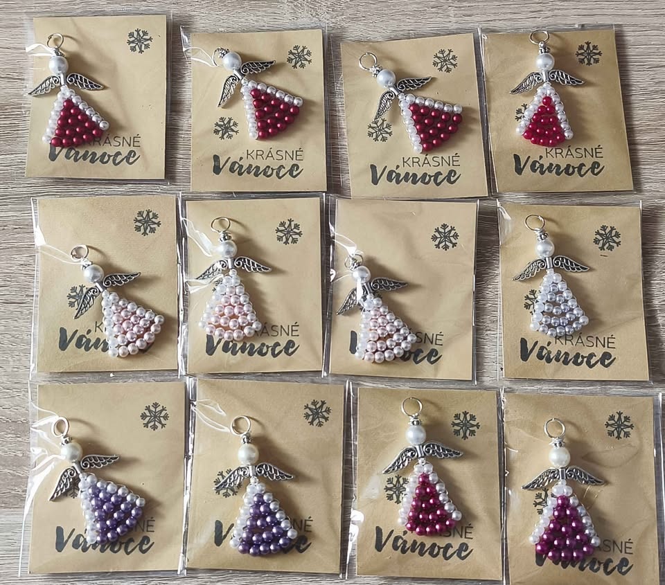 Andělíček z perliček krásné vánoce - 9