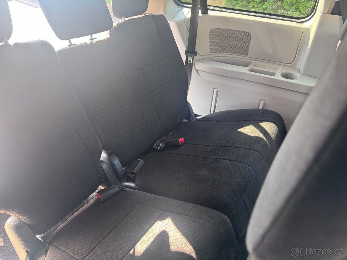 Chrysler Town Country 3,6 V6 RT El dveře DO 2011 DPH - 9