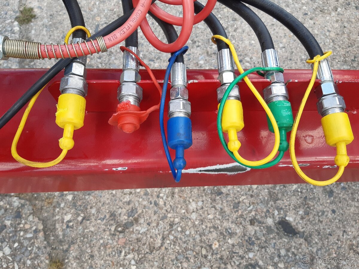 Nosič kontejnerů PORTÝR 9.7 - 9