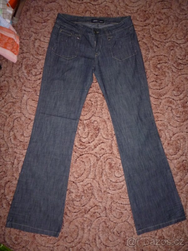 Džíny, vel. M/L - 9