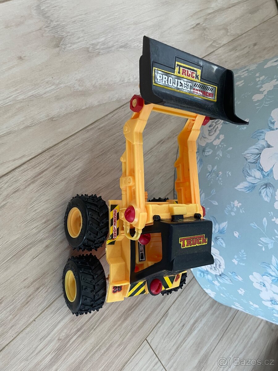 Hasiči a bagr, stroje na pískoviště - 9