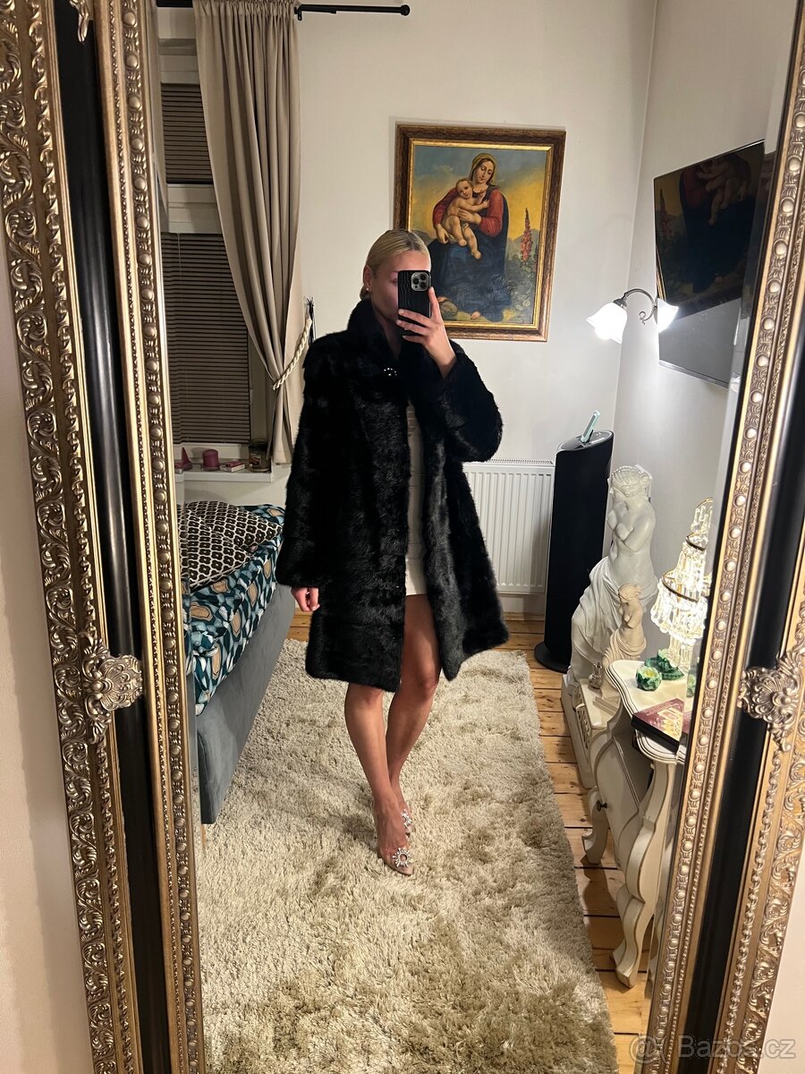 Černý norkový kožich - 9