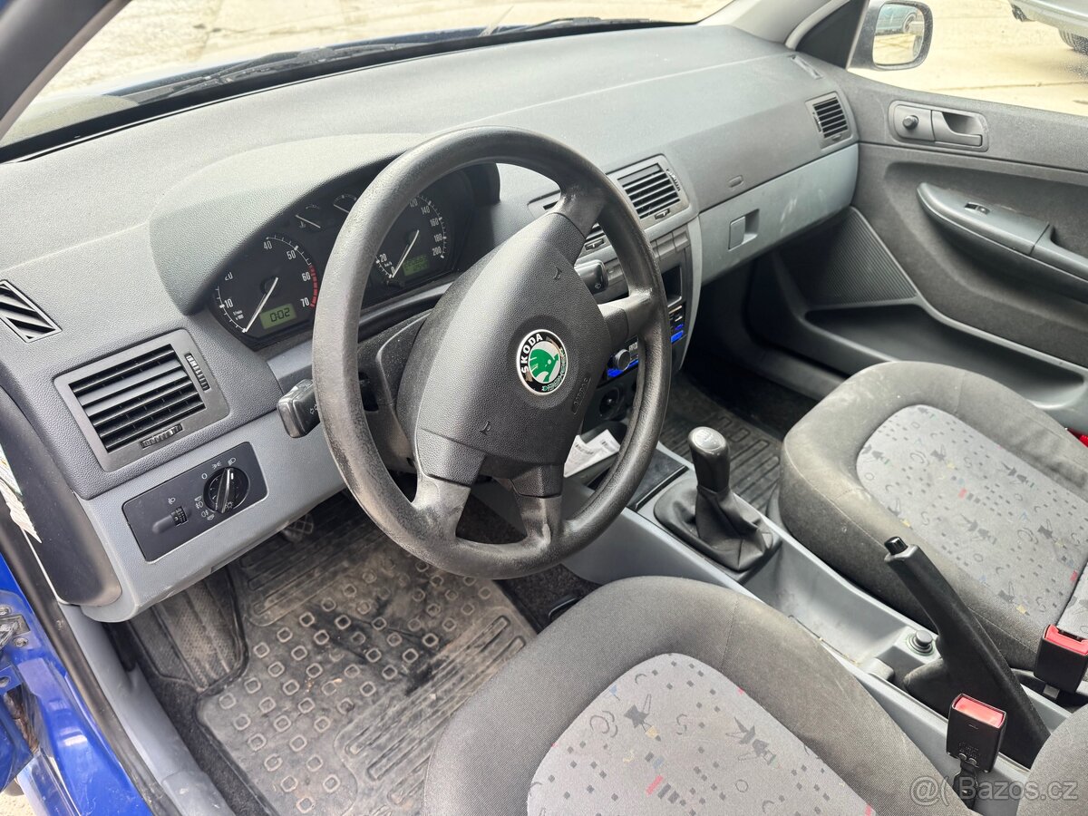 Škoda Fabia - 9
