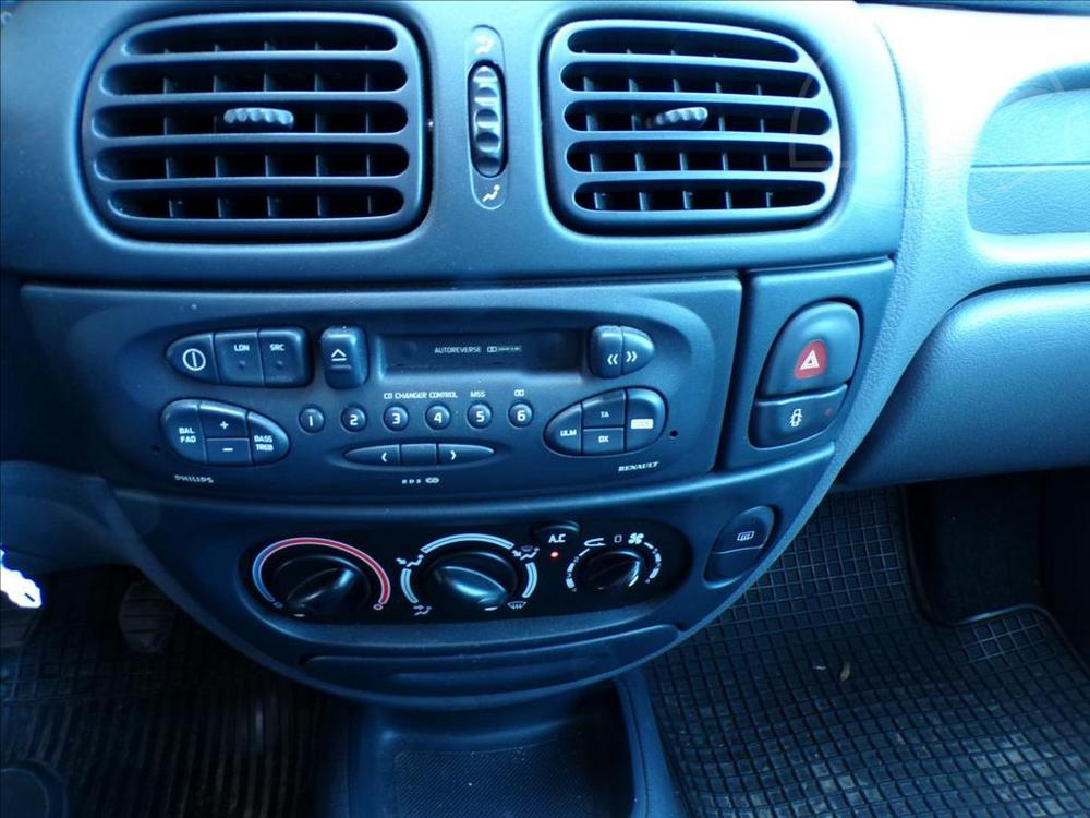 Renault Megane 1,6 16V - 9