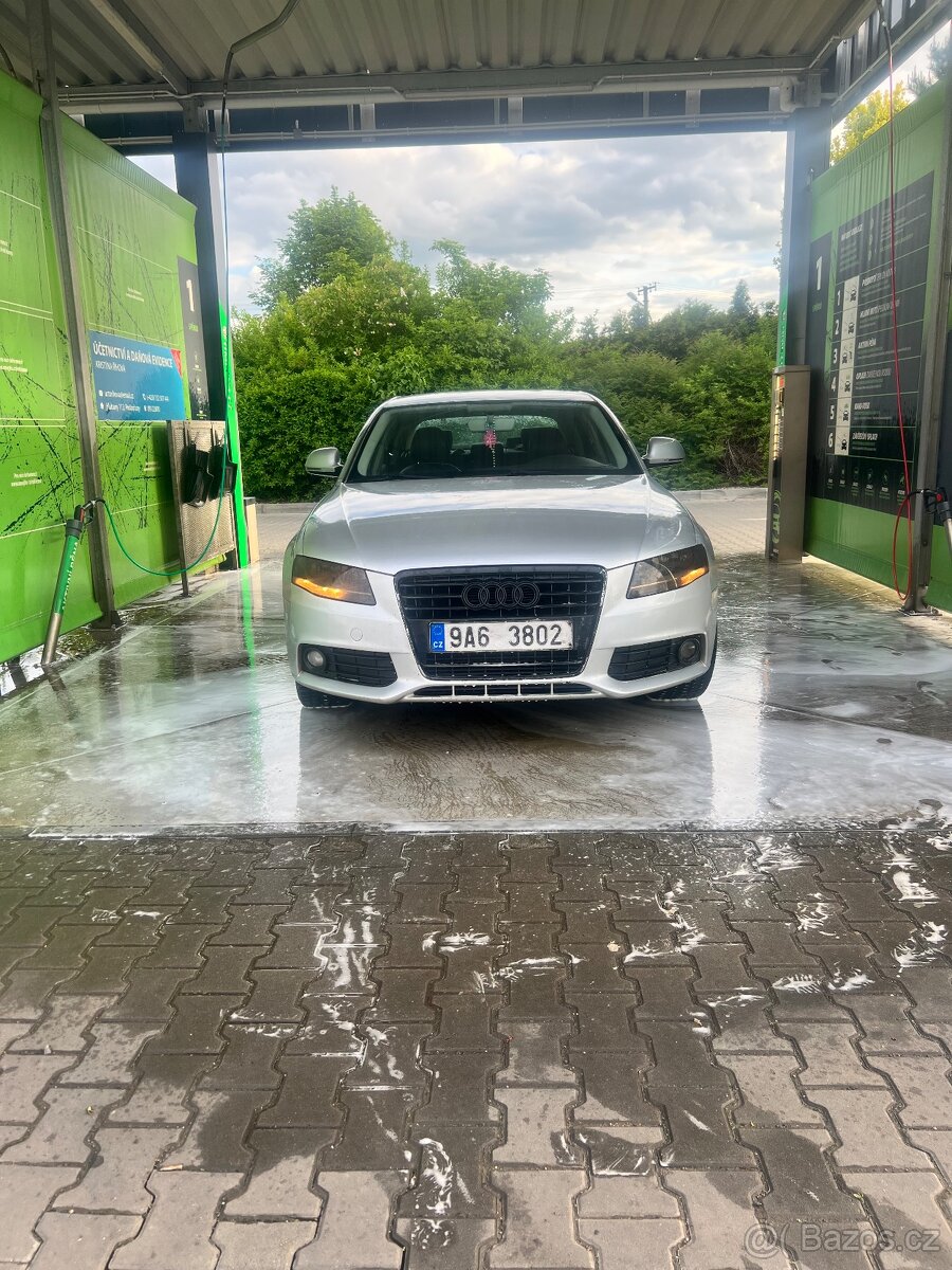 Audi A4 B8 2.0 rv2008 - 9