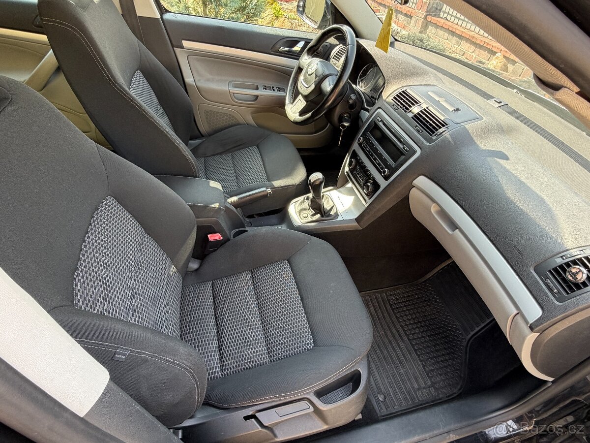 Škoda Octávia 2 1.8TSi - 9