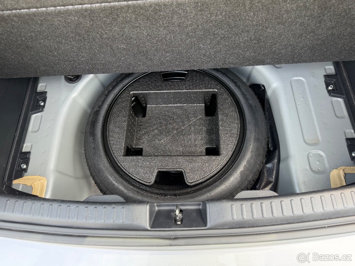 Toyota Yaris 1.5 Dynamic Force 2023 - 9