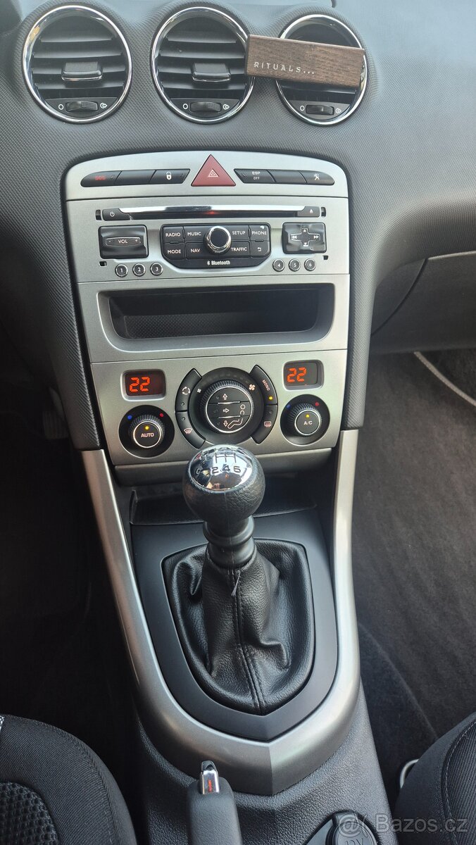 Peugeot 308 SW 2013 - 9