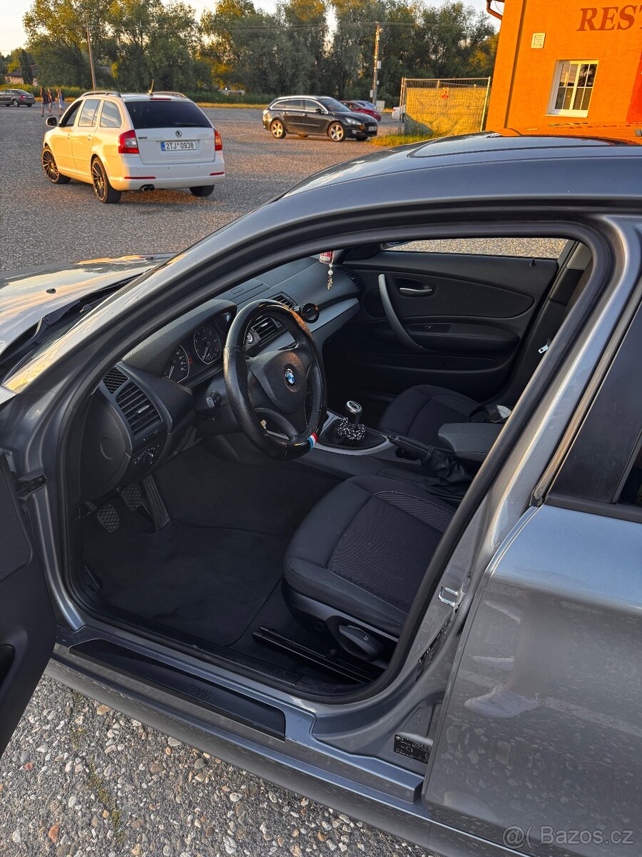 BMW e87 118i - 9