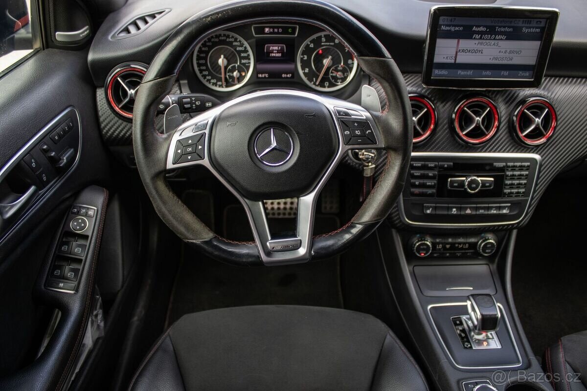 Mercedes-Benz A 45 AMG 4MATIC 2013 - 9