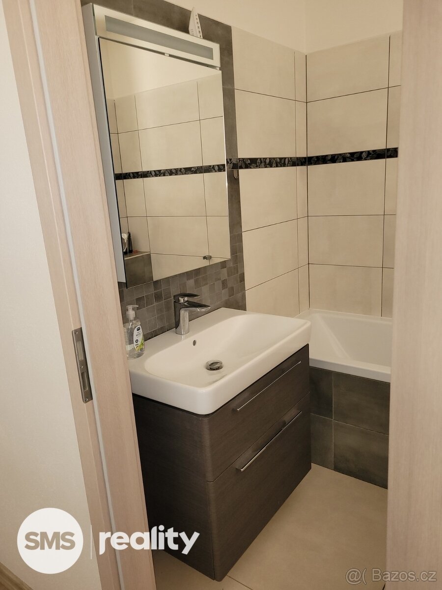 Nabídka krásného domu 4+1 v Raškovicích. - 9