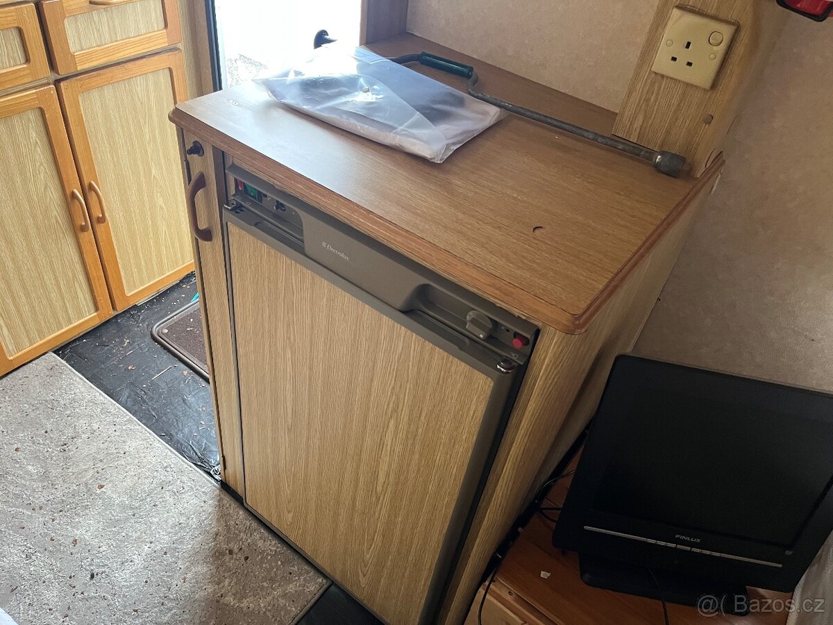 Karavan Elldis Vogue bez TP - 9