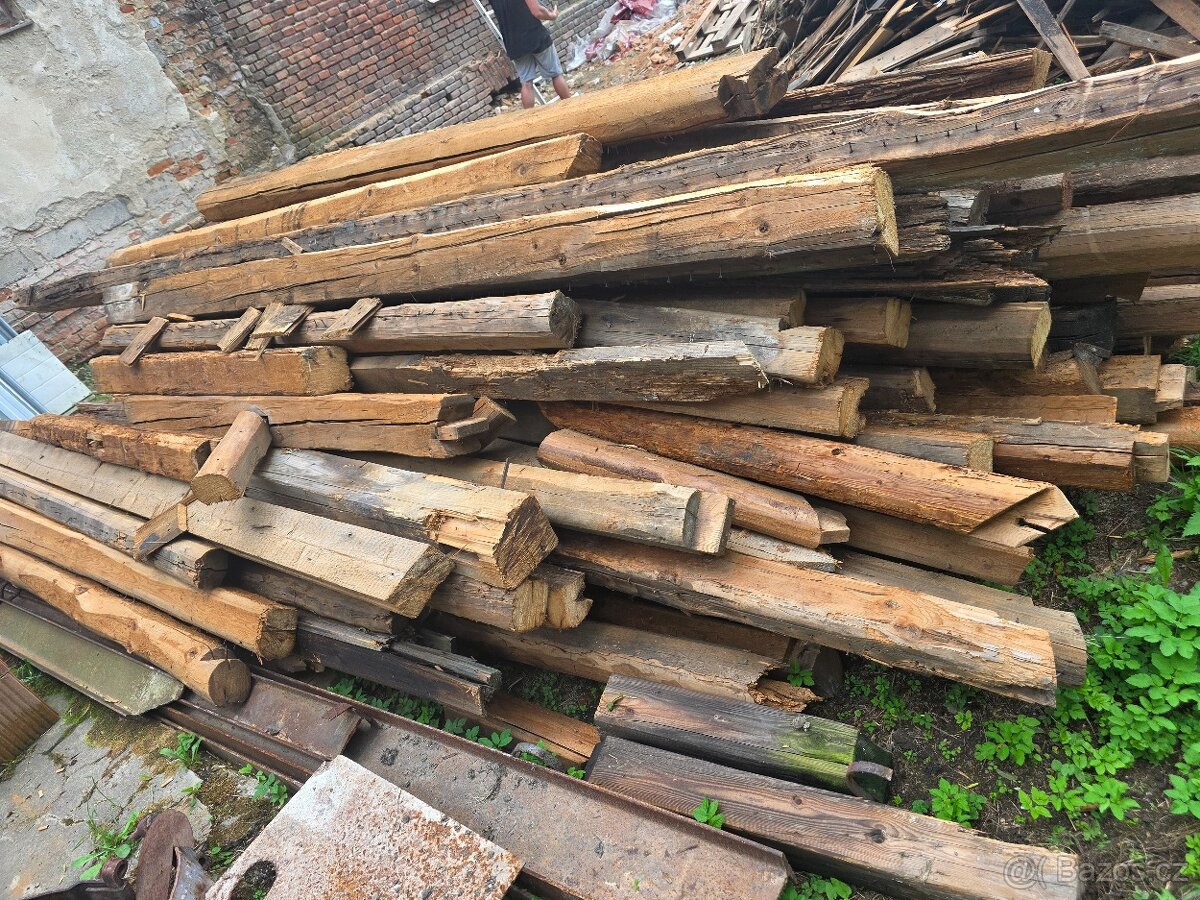 70 let staré trámy a prkna - 9