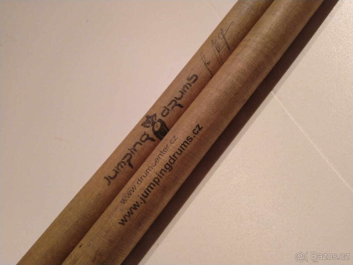 PALIČKY NA BUBNOVÁNÍ OD JUMPING DRUMS - 9