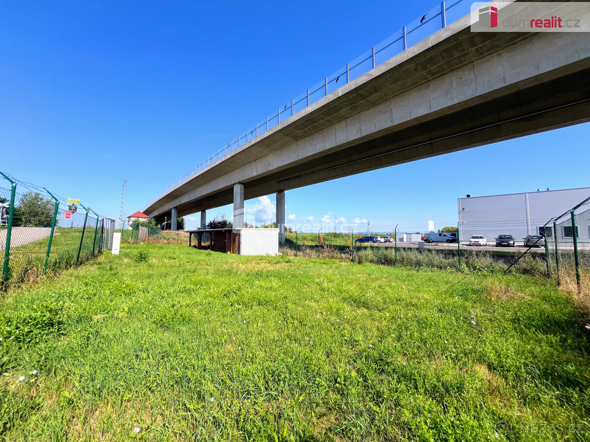Prodej komerčního pozemku s projektem a stavebním povolením - 9