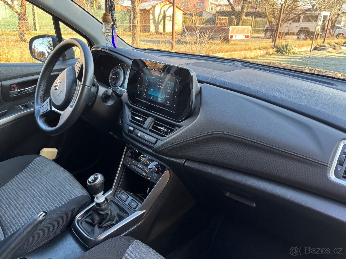Suzuki S-cross 1.4 hybrid 2023 - 9