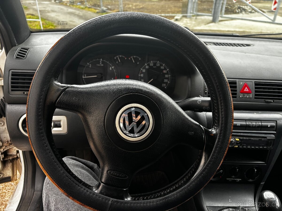 Škoda octavia 1 combi 1.9tdi 66kw díly z vozu - 9