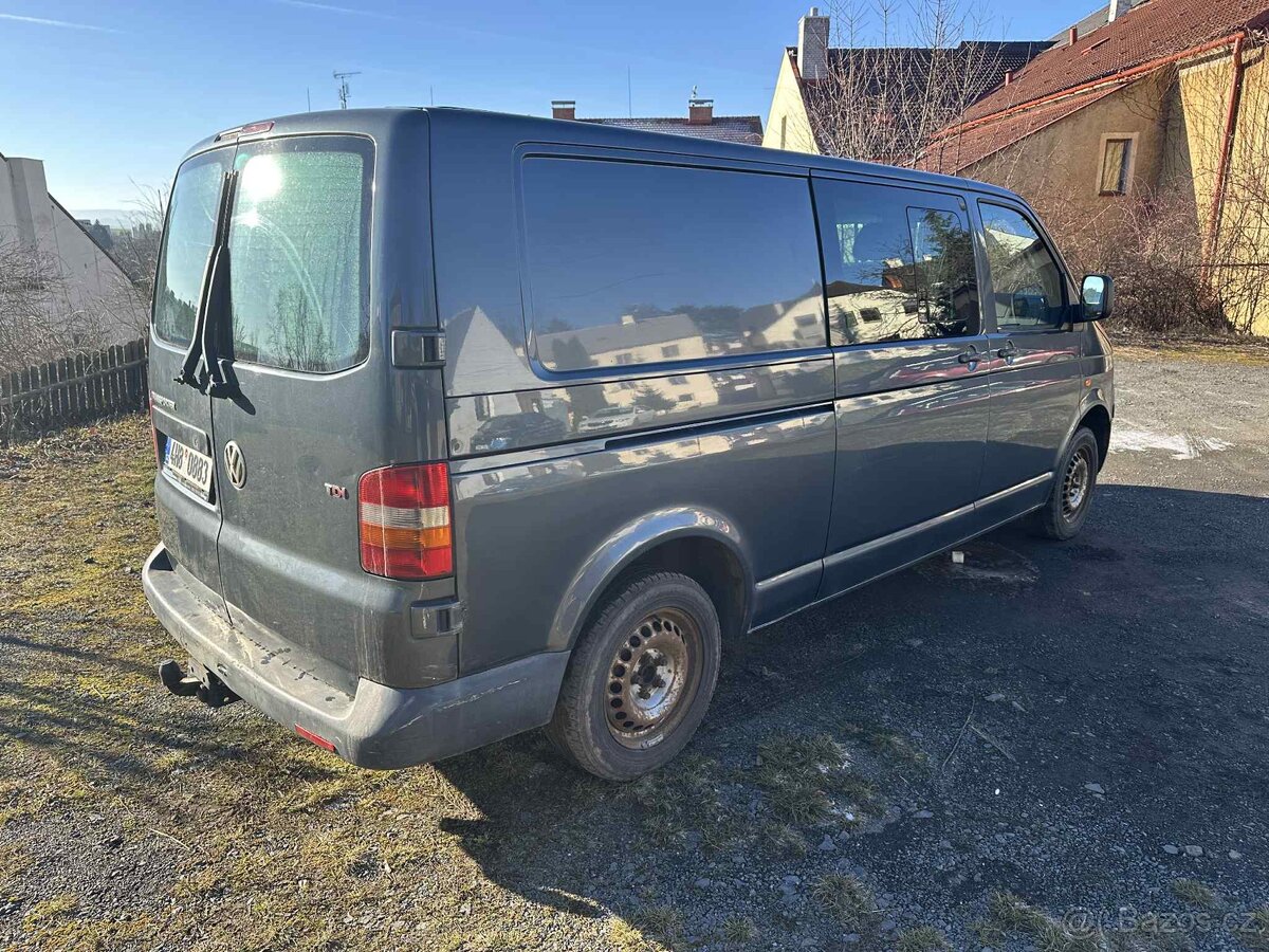 Volkswagen Transporter T5 - 9