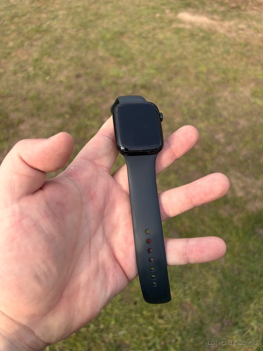 Apple Watch Series 8 45 mm - 9