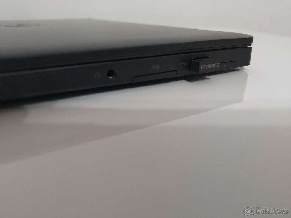 Dell Latitude E7270 - 16GB RAM, 500GB SSD - 9