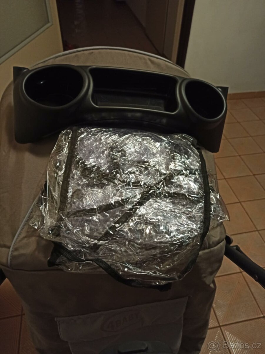 Dětský sportovní kočárek - 9